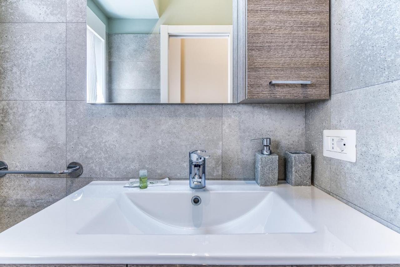 Mora Apartment Milan Luaran gambar