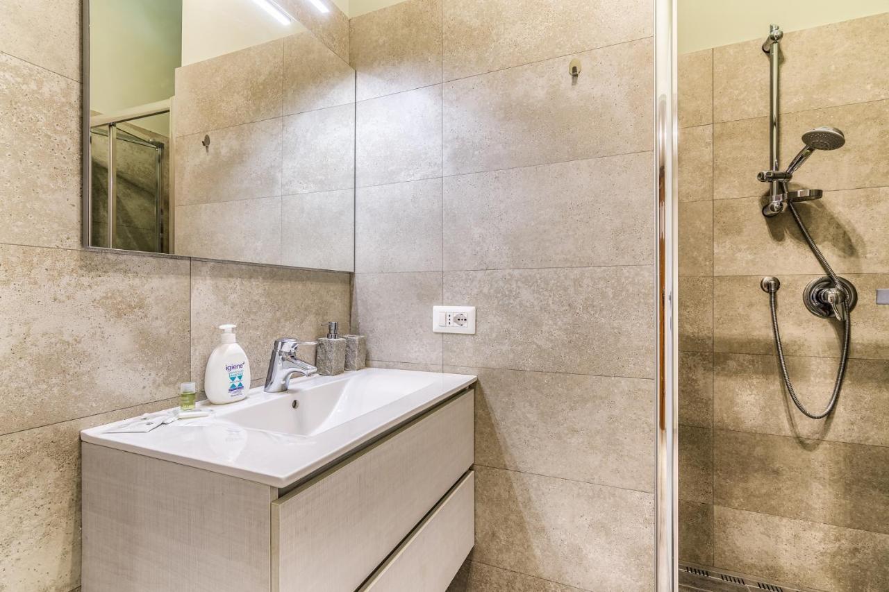 Mora Apartment Milan Luaran gambar